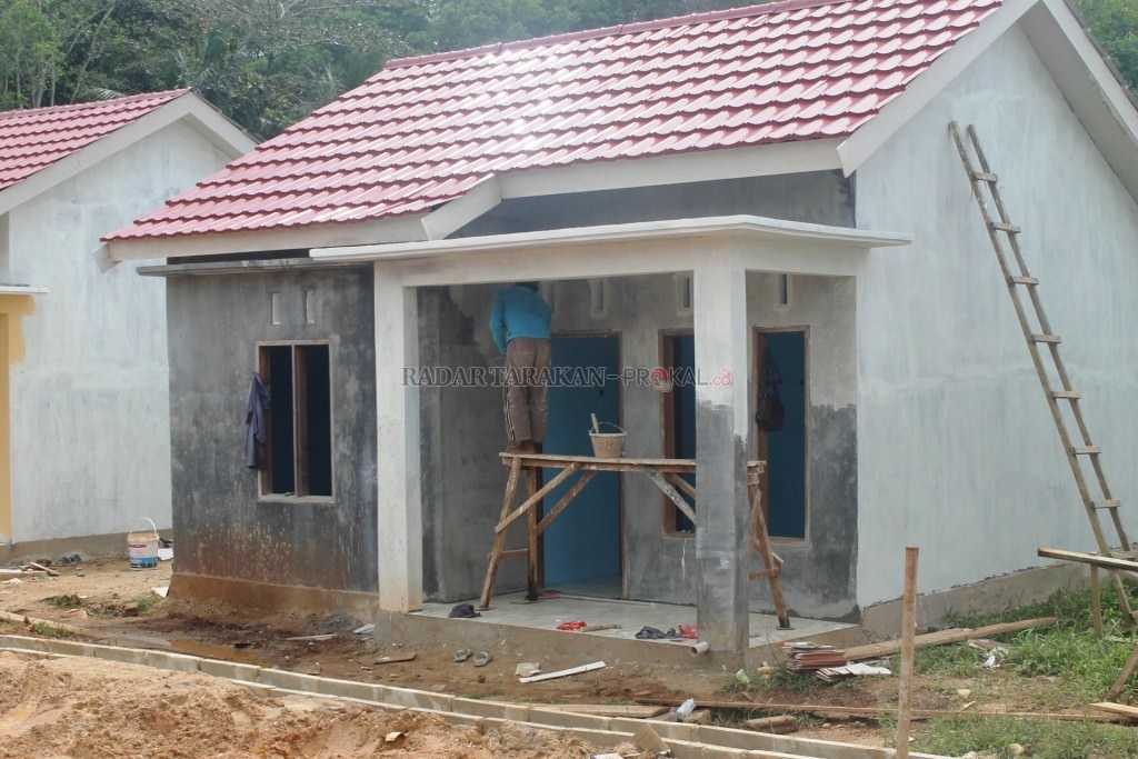 tanah-berpasir-ratakan-sebelum-membangun