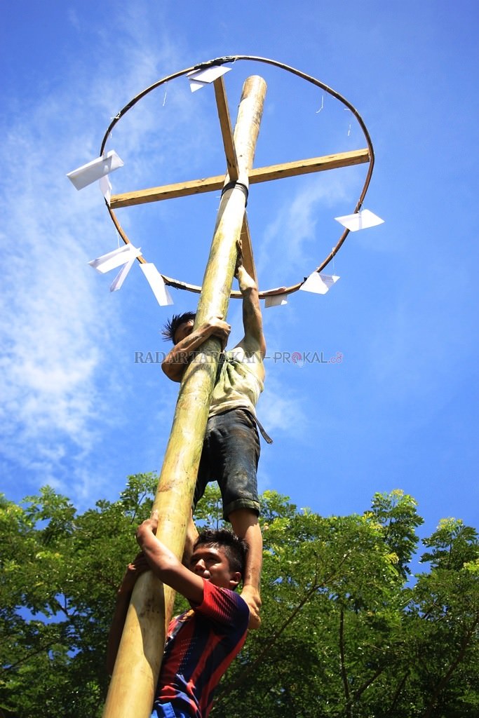 memilih-sajikan-hiburan-tradisional