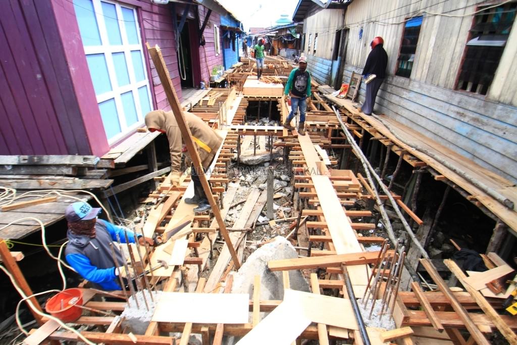 jembatan-dan-jalan-pesisir-digarap-pusat