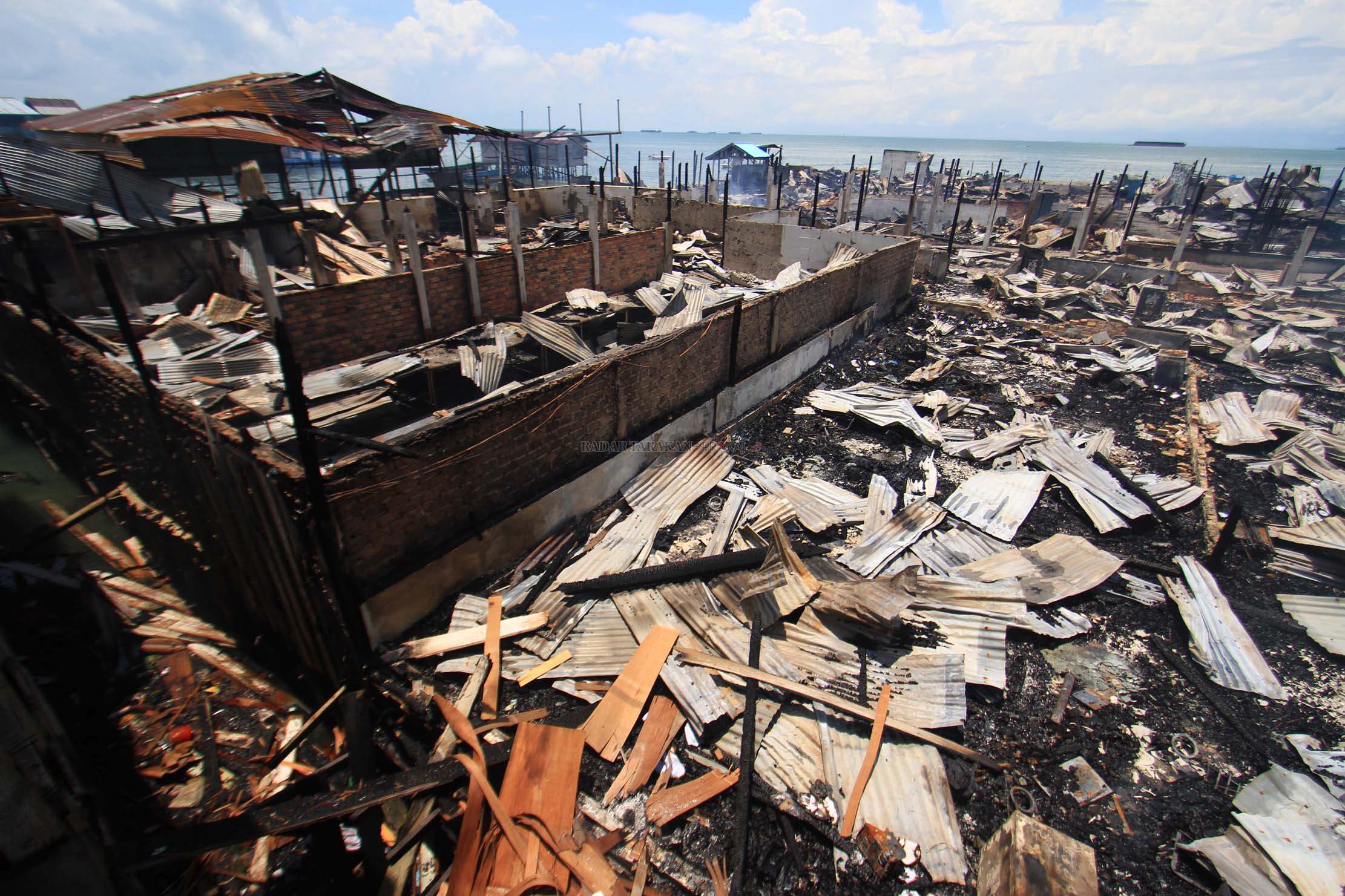 api-berasal-dari-gudang-kapur