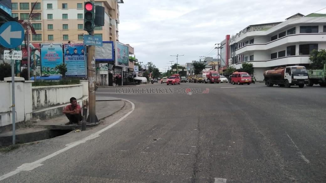 orang-gila-kembali-berkeliaran-di-tengah-kota