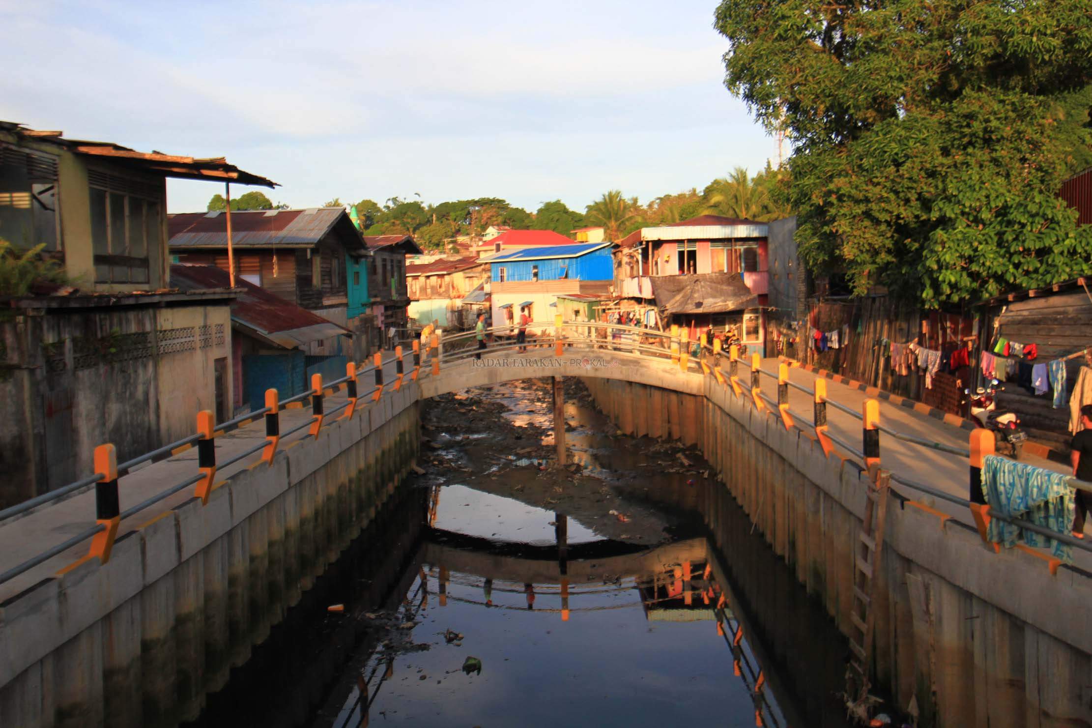 dputr-siapkan-taman-dan-tempat-duduk