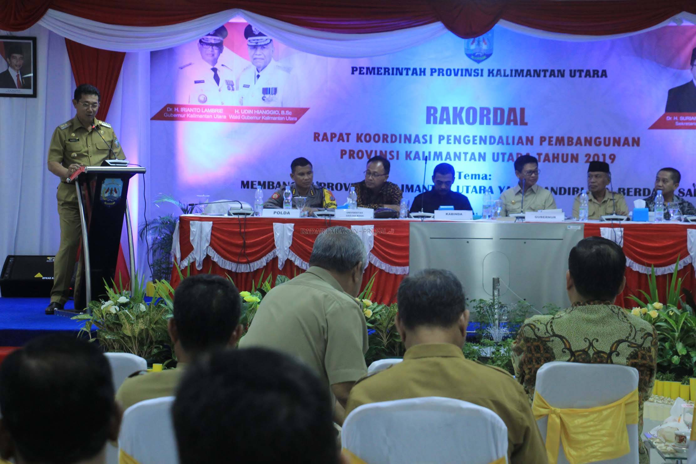 hadiri-rakordal-bupati-paparkan-sikon-malinau