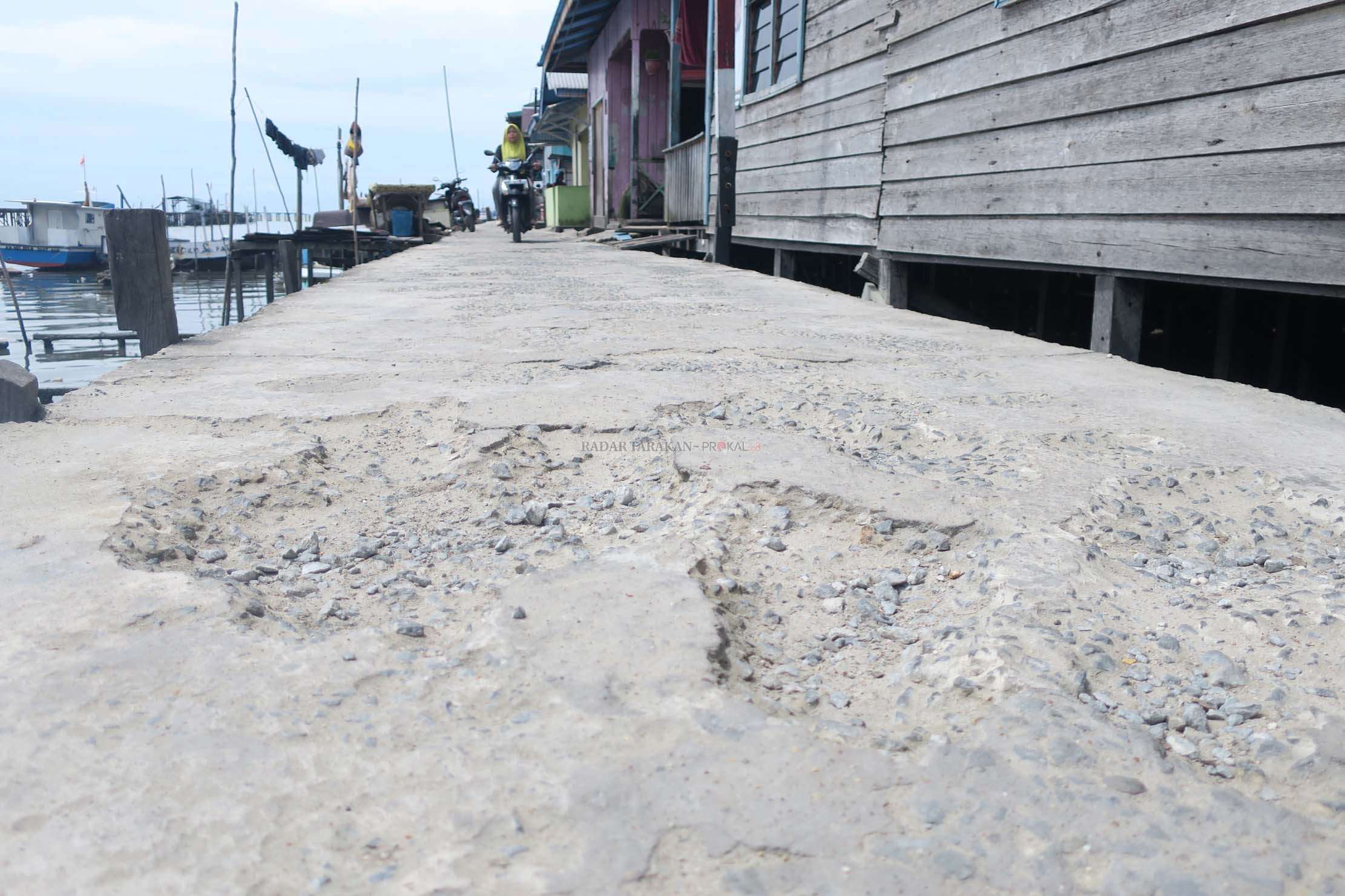 banyak-bergantung-pada-perusahaan-setempat