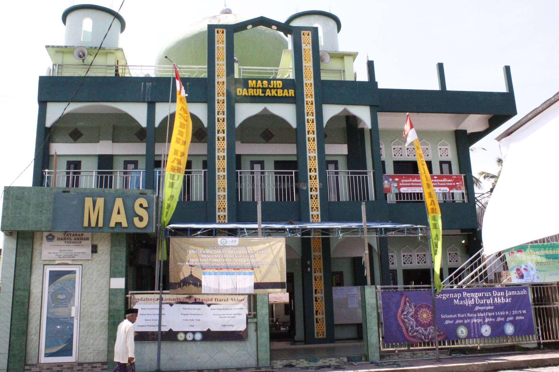 darul-akbar-lahannya-wakaf-seorang-kakek-sebatang-kara
