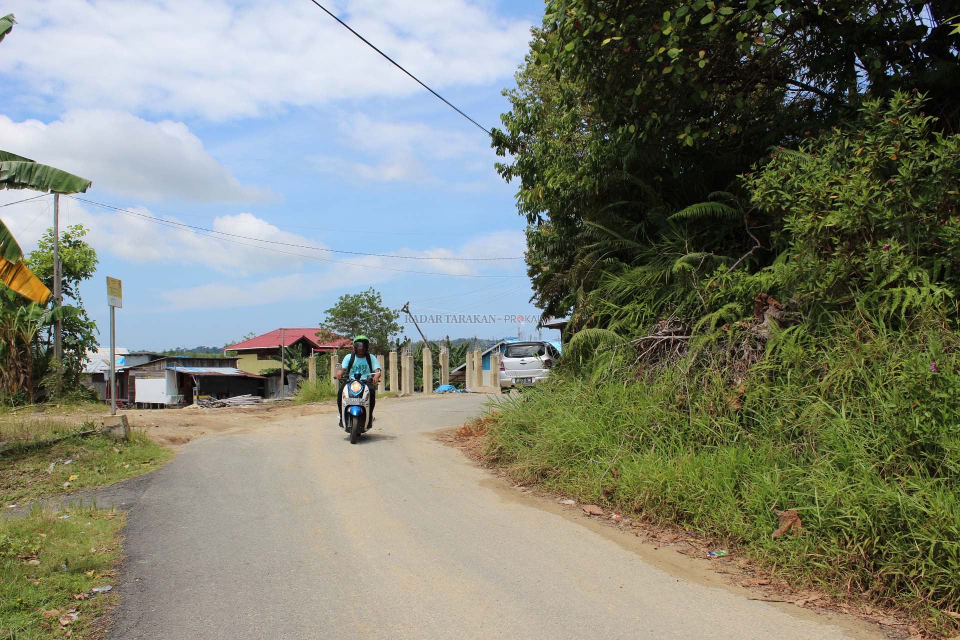 angker-bah-di-jalan-ini-pengendara-kerap-alami-hal-mistis