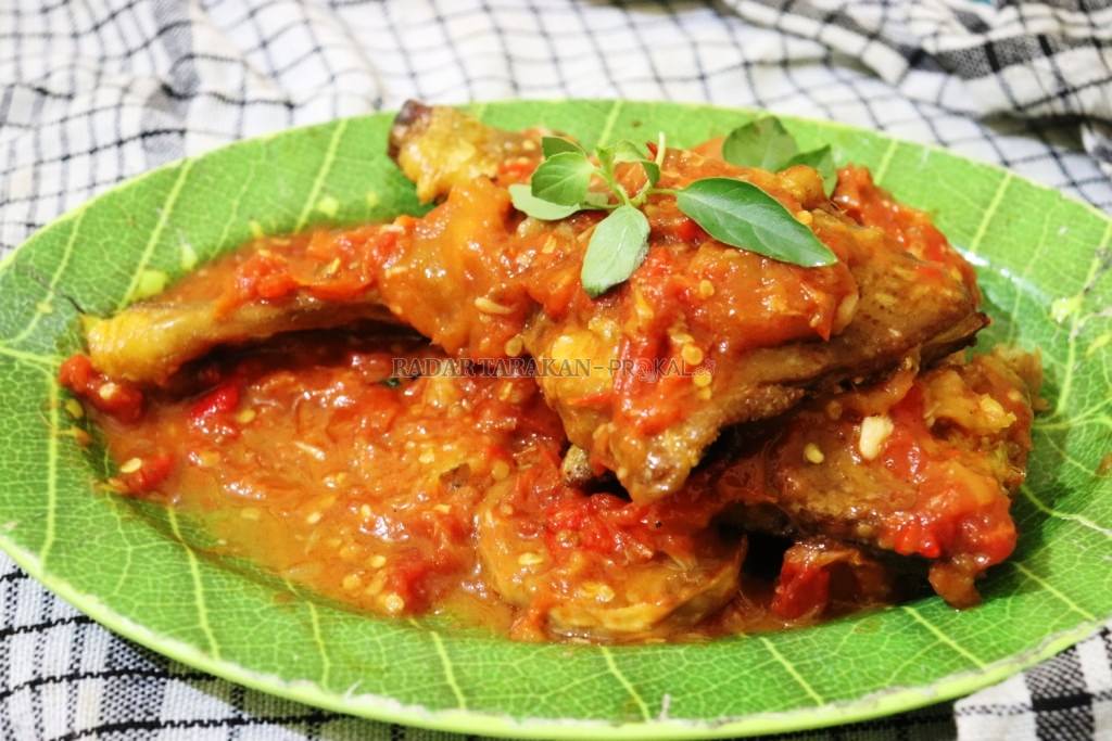 ayam-penyet-sambal-rama