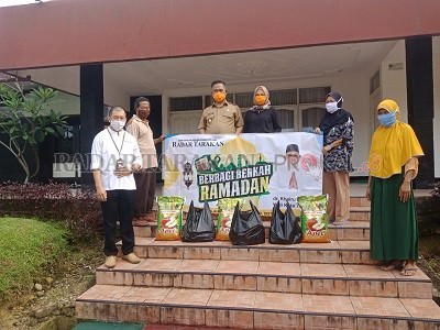 berbagi-berkah-ramadan-radar-tarakan-bagian-10