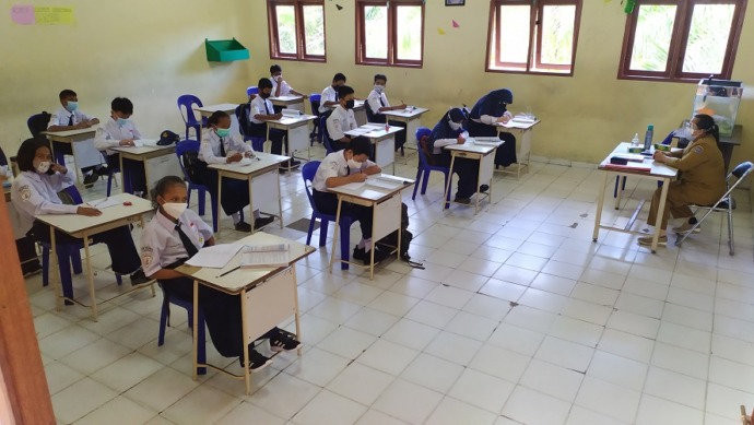 PTM: Pembelajaran di sekolah tetap berjalan di Tarakan. FOTO: IFRANSYAH/RADAR TARAKAN
