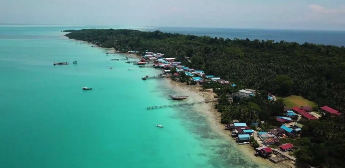 TERANG BENDERANG: PLN hadir 24 jam untuk menerangi tiga desa di Maratua yakni Desa Bohe Silian, Desa Payung-Payung dan Desa Teluk Harapan.(IST).