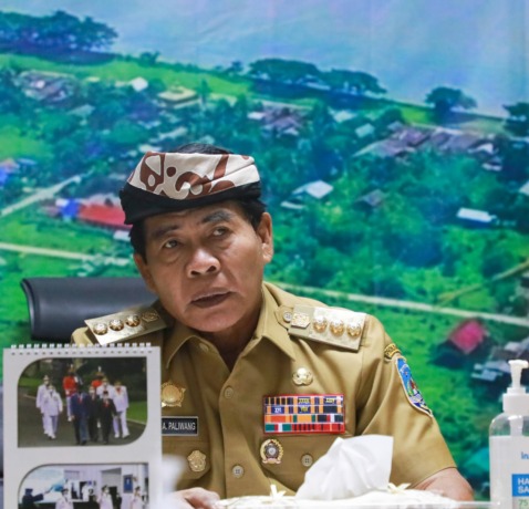 Gubernur Kaltara, Drs. H. Zainal Arifin Paliwang, SH., M.Hum