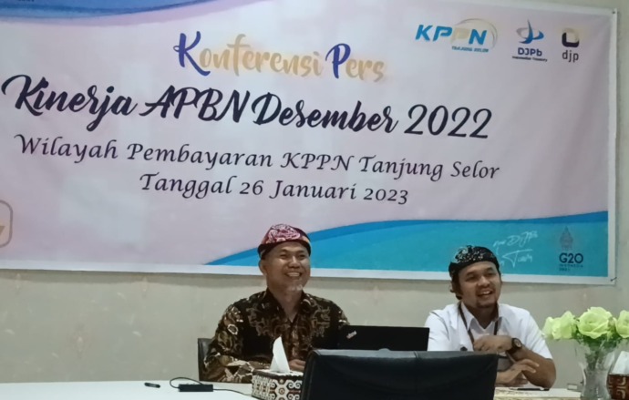 PEMAPARAN: Kepala KPPN Tanjung Selor memaparkan realisasi APBN di wilayah Kaltara sepanjang 2022 lalu. IST