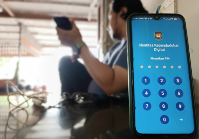 BERTAHAP: Sebagian masyarakat Tana Tidung telah menggunakan identitas kependuduk digital. RADAR TARAKAN