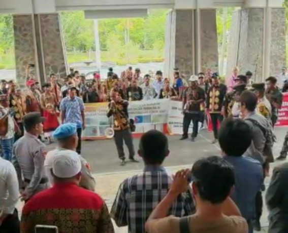 JANJI SEPEKAN : Pemerintah Kabupaten Pemkab Nunukan menjanjikan aspirasi masyarakat adat Tenggalan dilaksanakan dalam sepekan.