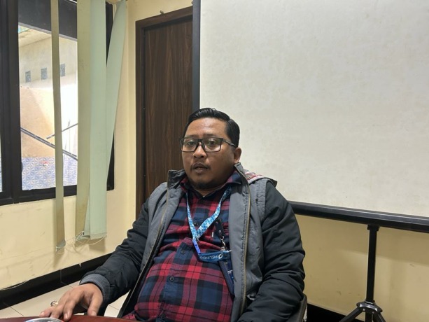 Manajer Operasi dan Teknik Pelindo Terminal Peti Kemas, Julhadir