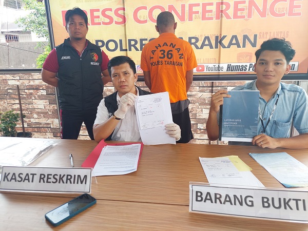 ELIAZAR/RADAR TARAKAN DIAMANKAN: Pelaku yang diamankan pihak kepolisian setelah dilaporkan atas dugaan penggelapan.