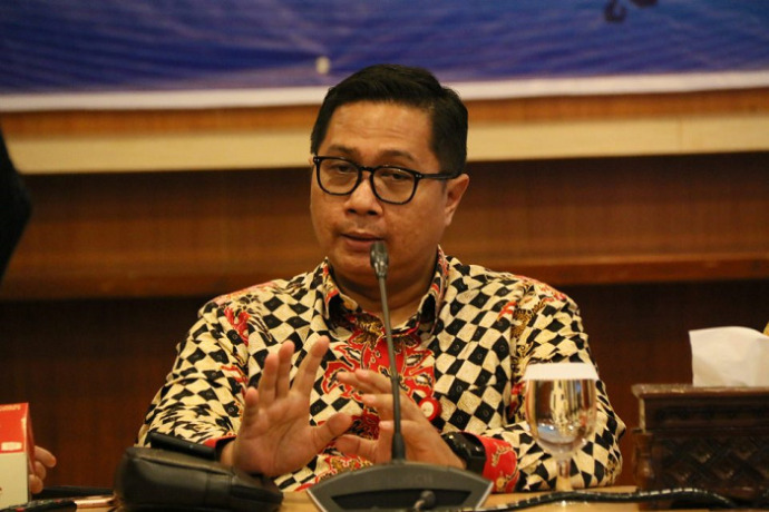 Made Yoga Sudharma  Kepala OJK Kaltim