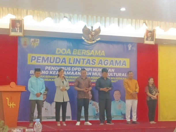 ASRULLAH/RADAR TARAKAN  KEBERSAMAAN: Doa bersama lintas agama yang digelar DPD KNPI Nunukan.