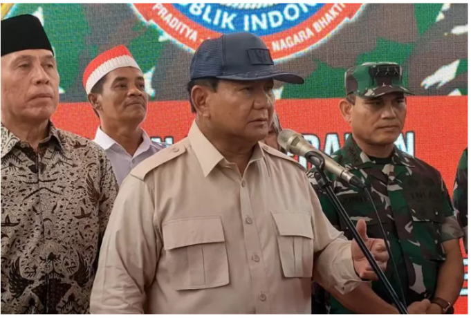 KE BANDA ACEH: Prabowo Subianto minta maaf kepada masyarakat Aceh. (Antara)