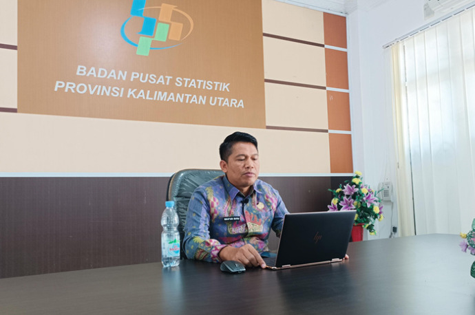 IWAN K/RADAR KALTARA  INFLASI: Kepala BPS Kaltara, Mas’ud Rifai saat menyampaikan kondisi IHK Kaltara pada November 2023 di Tanjung Selor, Jumat (1/12).