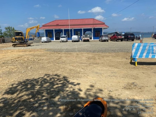 SEGERA OPERASIONAL: Bus PT Damri bakal beroperasi dari terminal Bambangan Sebatik Barat menuju terminal Sei Nyamuk Sebatik Timur sebaliknya. FOTO: DOK RADAR TARAKAN