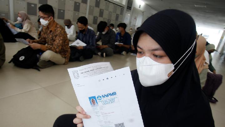 Siswa wajib memiliki akun SNPMB jika ingin mengikuti Seleksi Nasional Berdasarkan Prestasi (SNBP) dan Seleksi Nasional Berdasarkan Tes (SNBT).