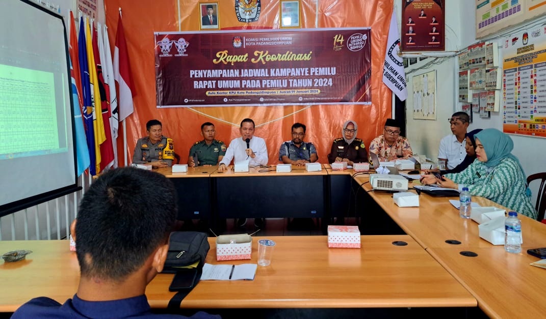 KPU Psp kordinasi bersama partai peserta Pemilu 2024, dalam penyusunan agenda kampanye akbar, Jumat (19/1/2024) di Aula KPU Psp. (Samman/MetroDaily)