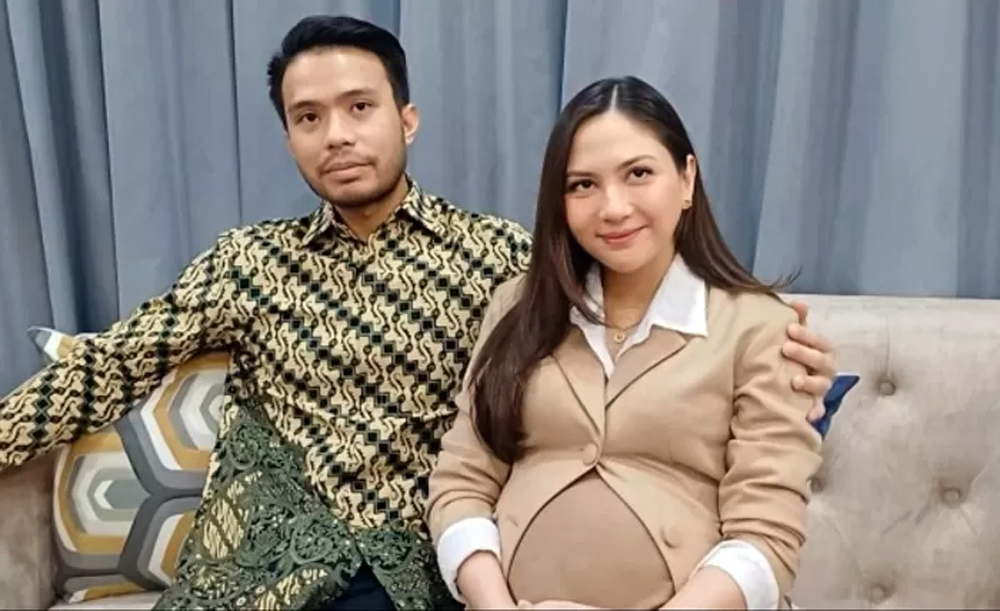 Usia kehamilan aktris Jessica Mila kini memasuki 7 bulan.