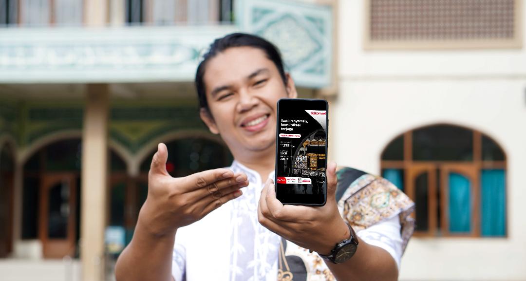 Kini Paket RoaMAX Umroh Hadir dengan Kuota Internet Lebih Besar Hingga 20 GB dengan Harga Lebih Terjangkau.