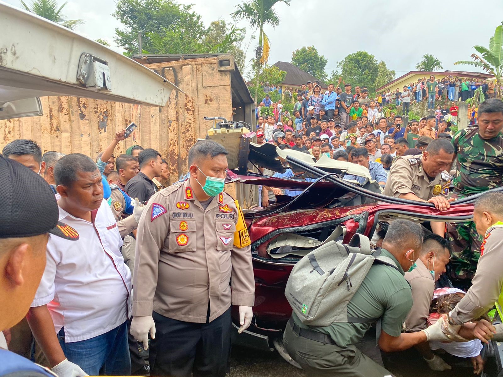 Lakalantas beruntun di di Jalan Umum Km 24-25 Pematangsiantar-Pematangraya.