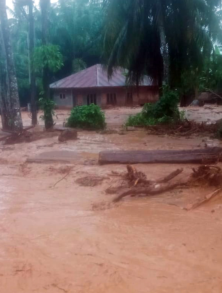 banjir di Desa Pintu Padang Kecamatan Ulu Barumun Kabupaten Padang Lawas (Palas), Sumatera Utara.
