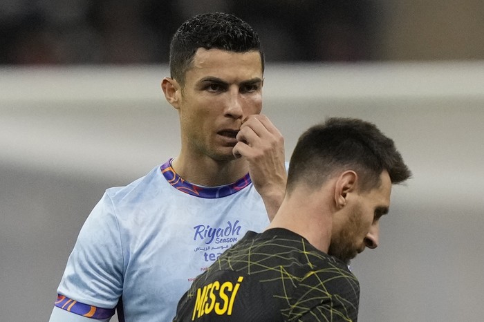 Ronaldo dan Messi.