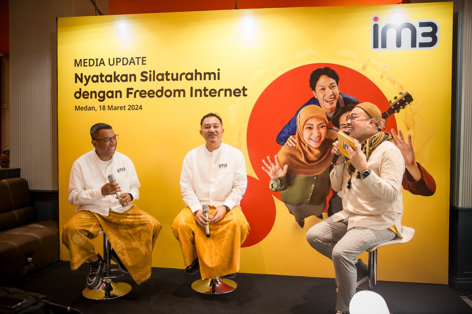 [Ki-Ka] Yesias Petrus Boeboe - SVP Head of Regional North Sumatera IOH, Benny H. Hutagalung - VP Head of Brand Engagement IM3