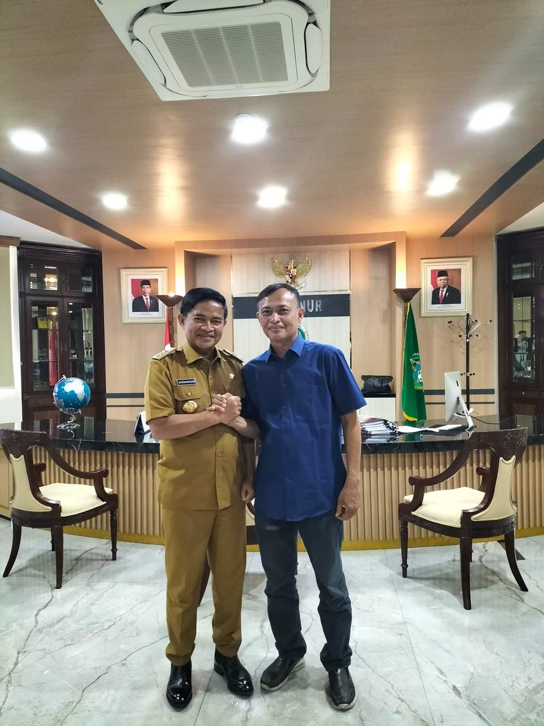 Irwan Ginting SH bersama Penjabat Gubernur Sumut, Hassanudin beberapa waktu yang lalu. (FB Irwan Ginting).