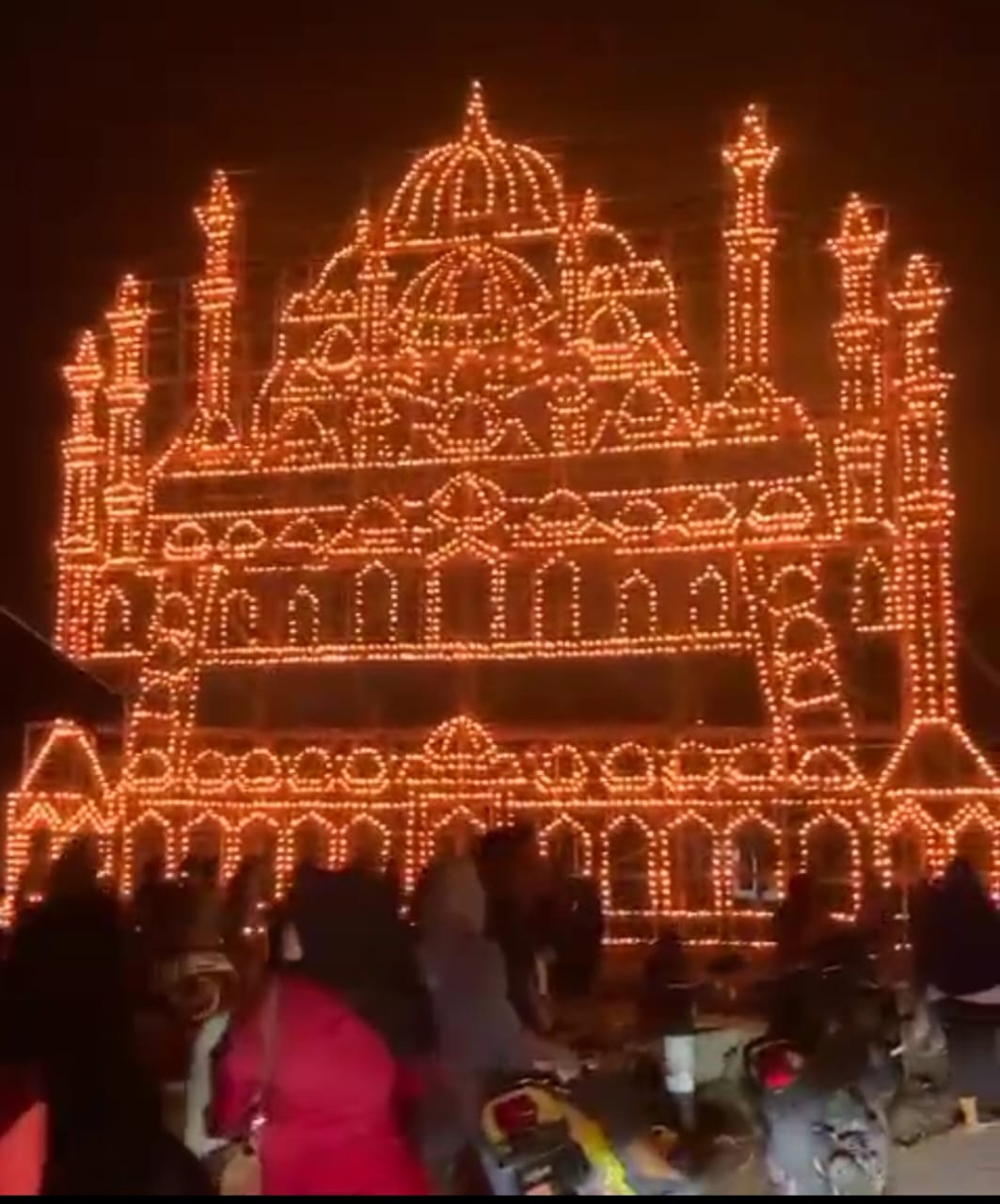 Pembukaan Festival Lomba Lampu Colok Kabupaten Bengkalis, Sabtu (6/4/2024) di Desa Kelebuk.