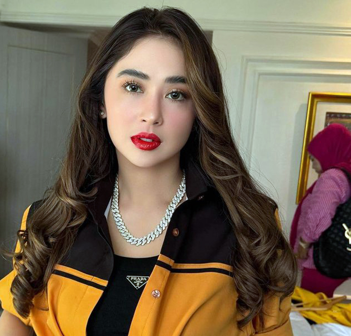 Dewi Perssik