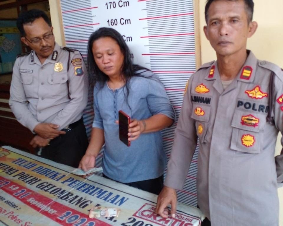 Mamre Dermawan Sipayung saat diamankan.