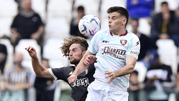 Bermain di Allianz Stadium, Minggu (12/5/2024), Juventus tertinggal lebih dulu lewat sundulan Niccolo Pierozzi di menit ke-27.