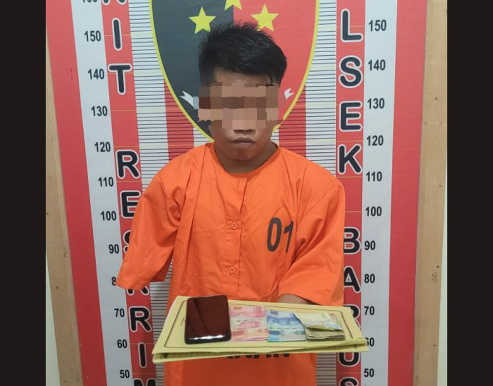 RT, mahasiswa pelaku judi online di Desa Bondar Sihudon II, Kec. Andam Dewi, Kab. Tapanuli Tengah.