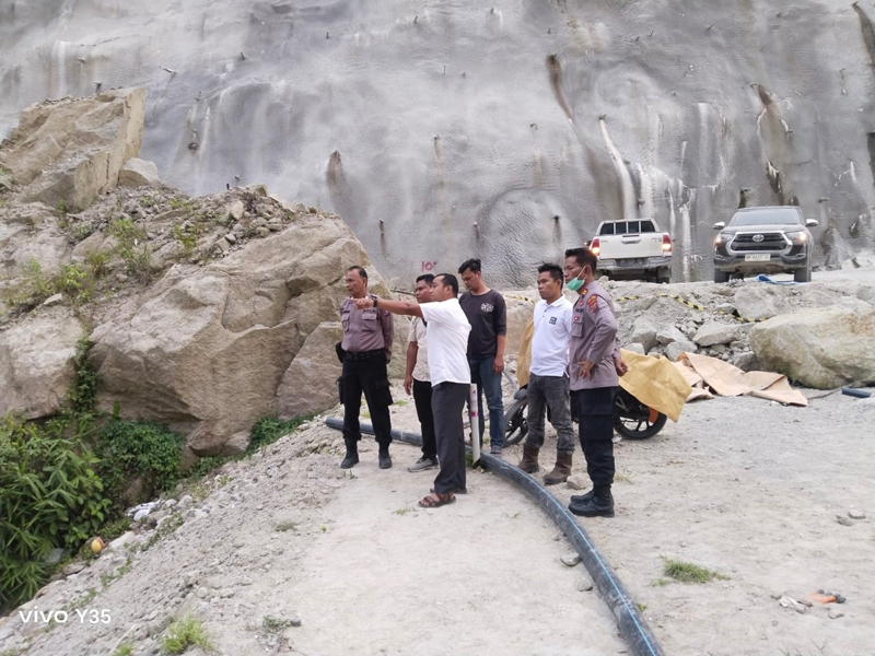 Lokasi TKP TKA asal China Mr Yang Kai (33) yang tewas dalam kecelakaan kerja terjatuh.