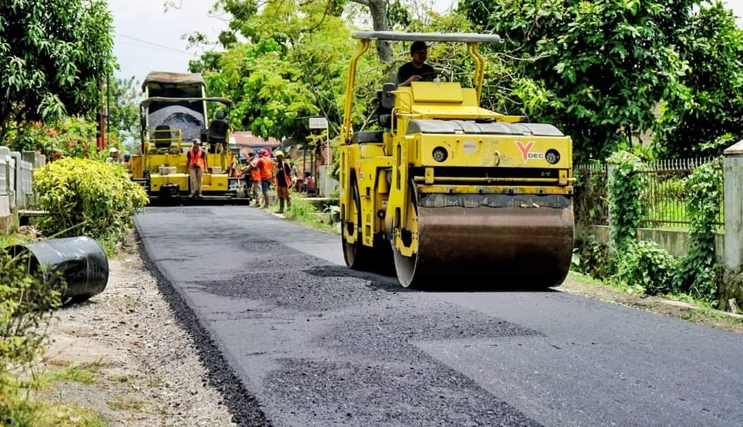 Pembangunan jalan penghubung Nagori Rambung Merah Kecamatan Siantar menuju Nagori Karang Rejo Kecamatan Gunung Maligas.