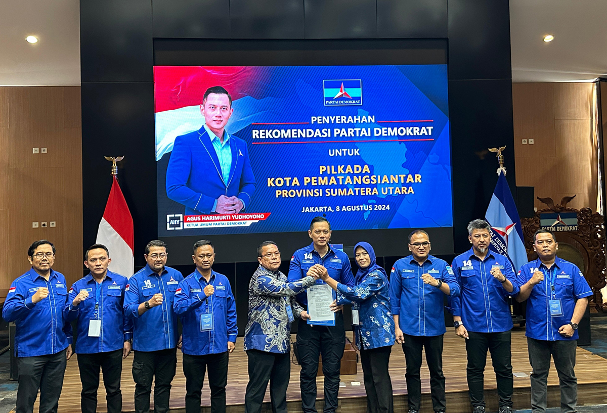 Wesly Silalahi-Herlina menerima rekomendasi Partai Demokrat.