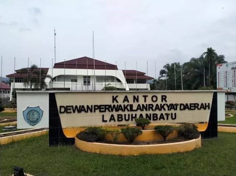 Kantor DPRD Labuhanbatu.