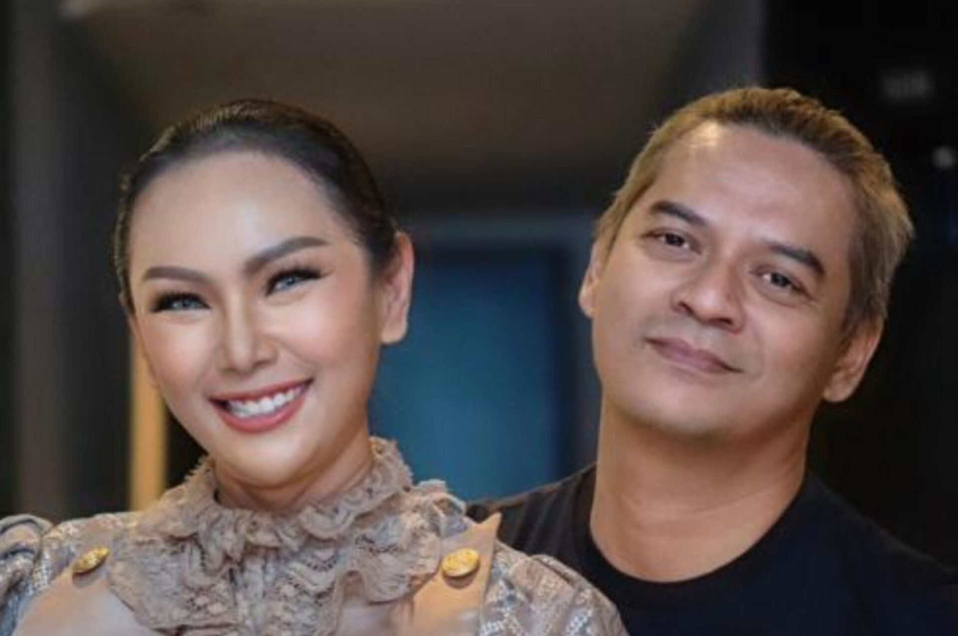 Kalina Oktarani dan pacar barunya.