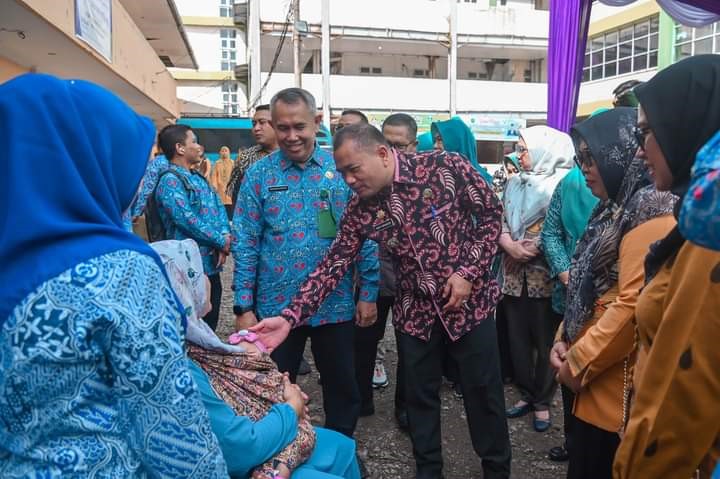 Pj Wali Kota Psp Timur Tumanggor tinjau pelaksanaan metode operasi wanita (MOW) di RSUD Psp.