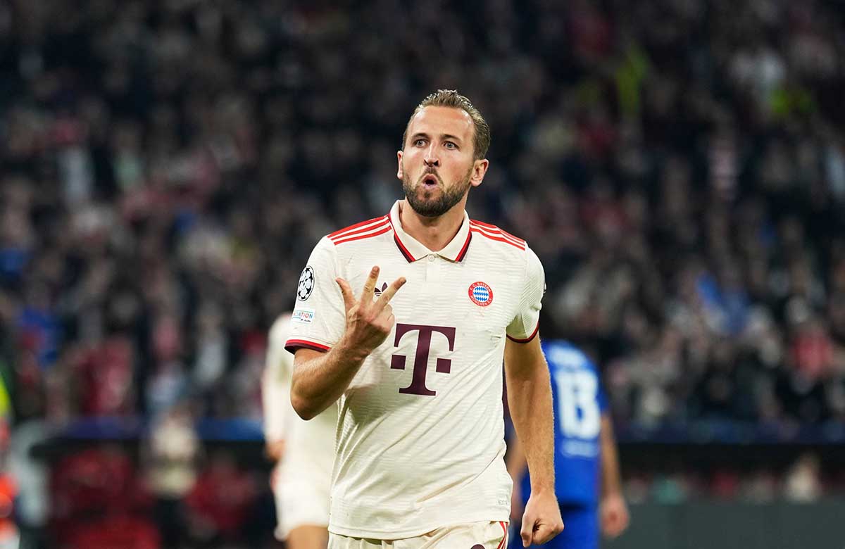 Harry Kane, pemain Bayern Munich . Bayern Munichdi matchday pertama saat membantai klub Kroasia, Dinamo Zagreb dengan skor 9-2.