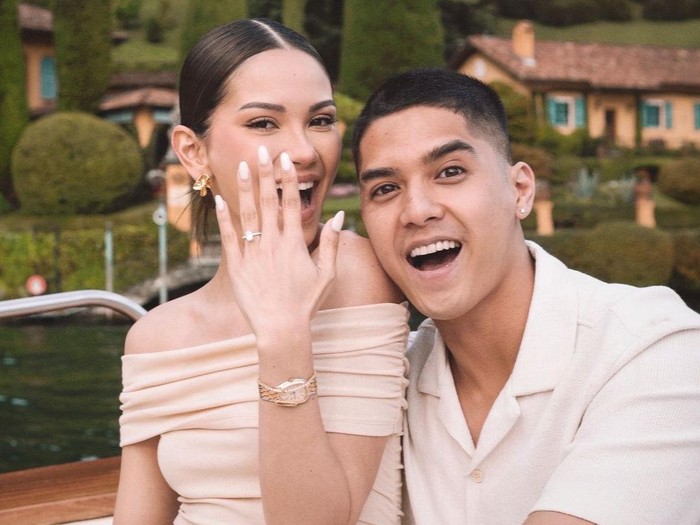 Al Ghazali foto usai melamar kekasihnya, Alyssa Daguise.