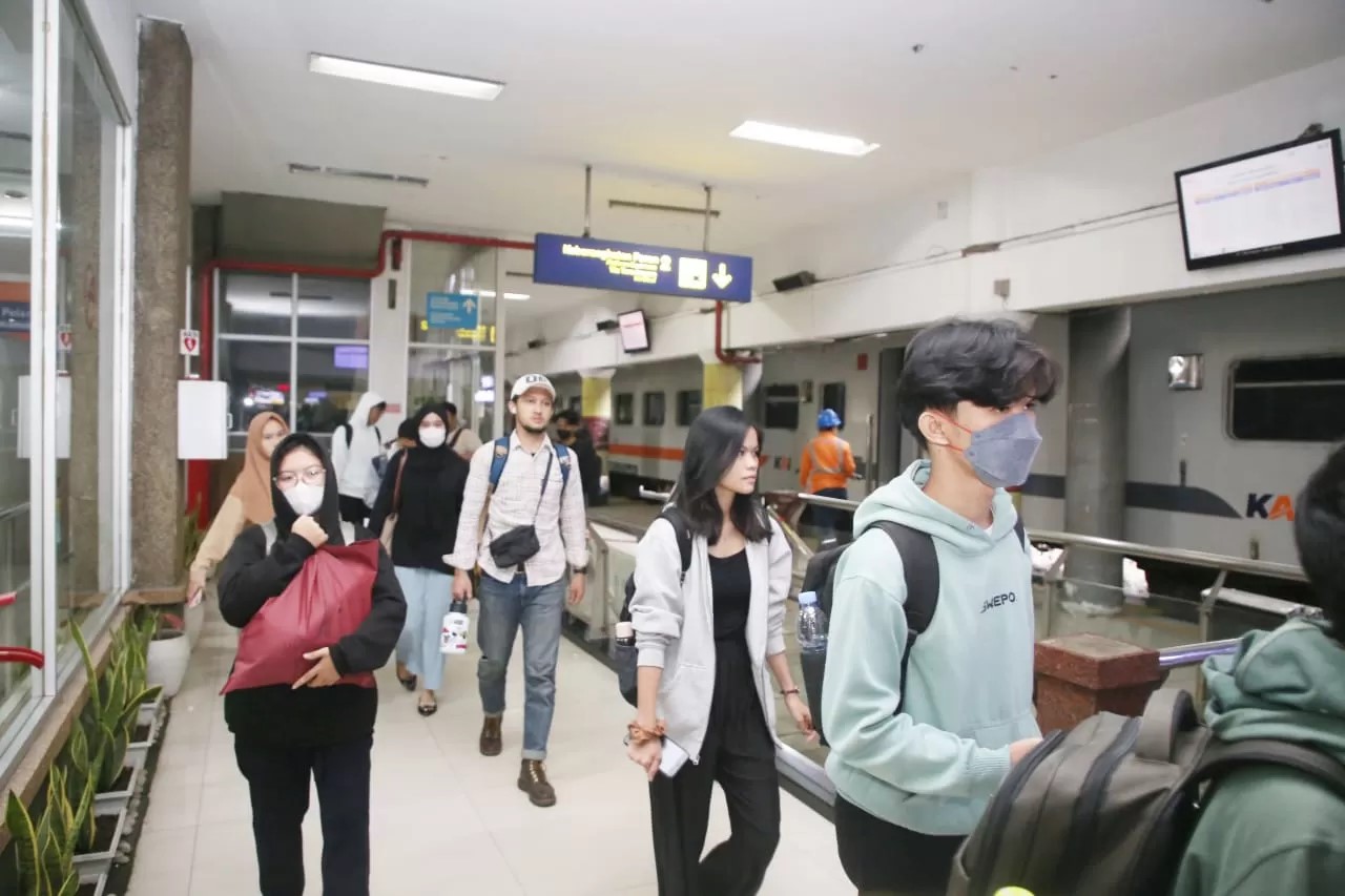 PT KAI (Persero) Divre I Sumut bersama KAI Grup terus memberikan kemudahan masyarakat dalam mobilitasnya dengan terintegrasi.