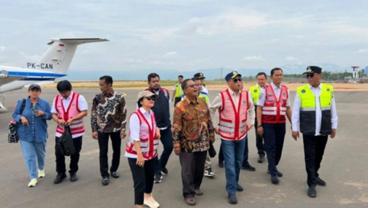 Bandara di Madina yang diberi nama Jenderal Besar Abdul Haris Nasution.