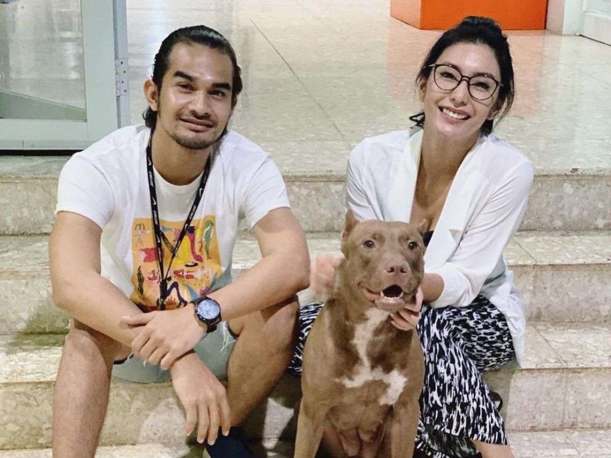Tyas Mirasih dan Tengku Tezi.